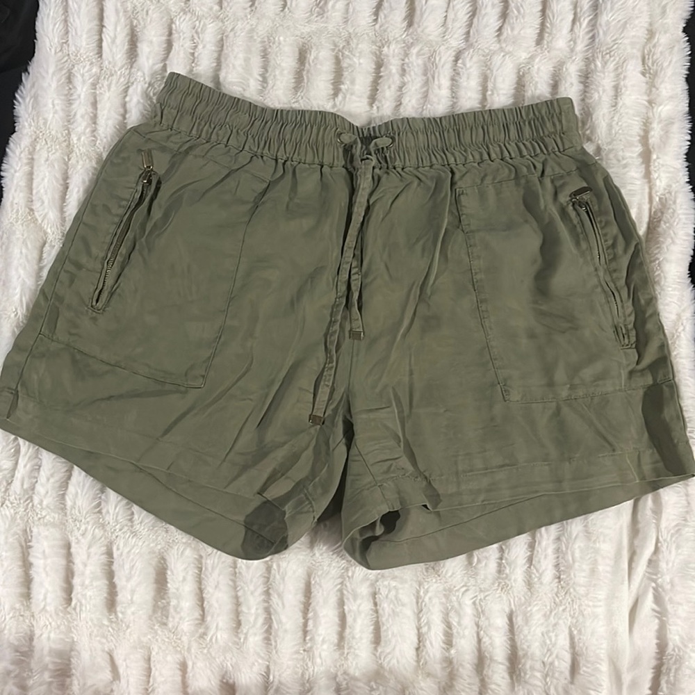 New Women’s SEXY Shorts Green Large